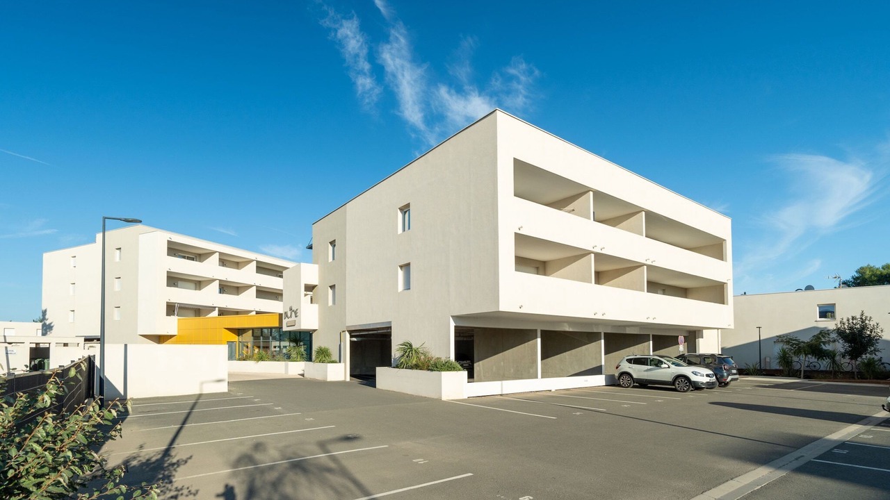 Photo of Outdoor in Serignan