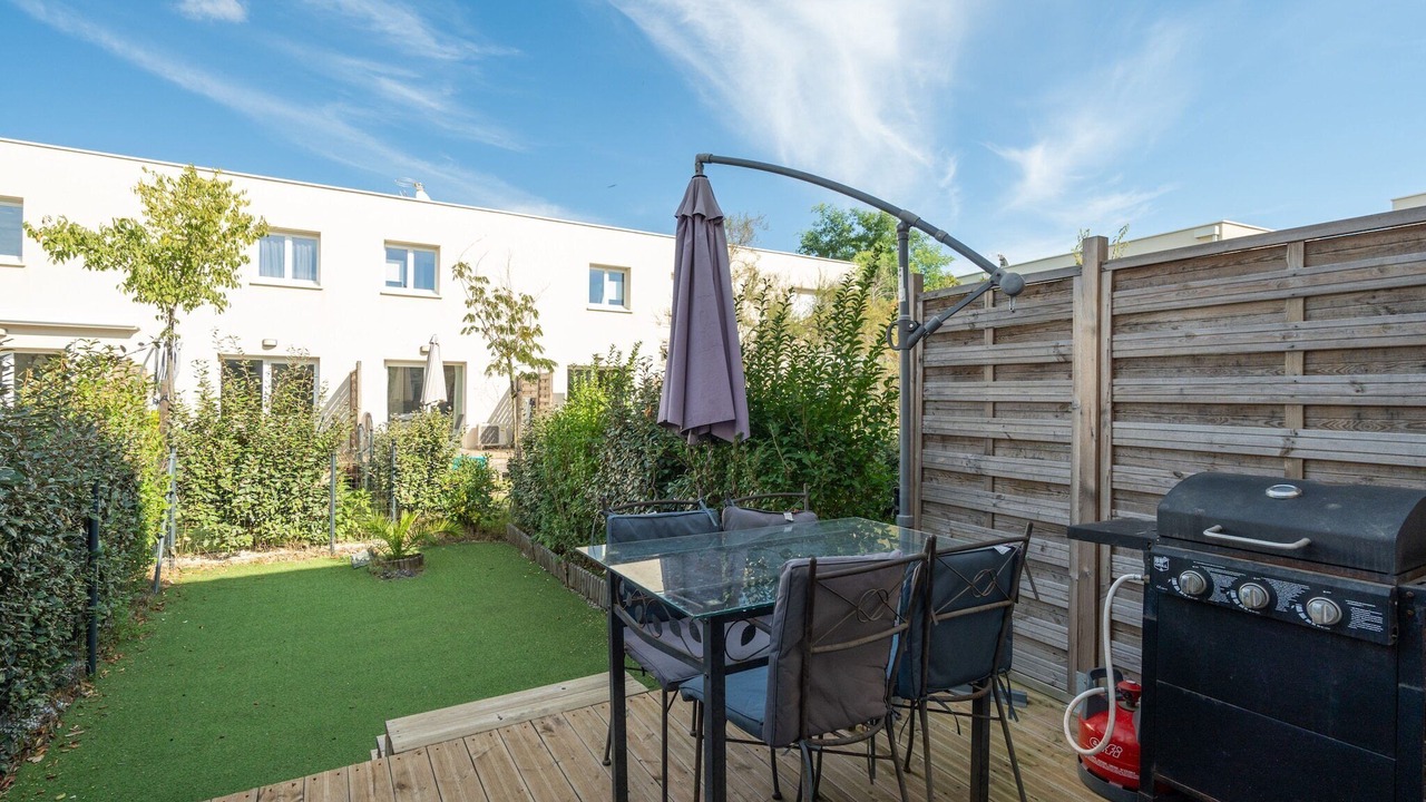 Photo of Outdoor in Serignan