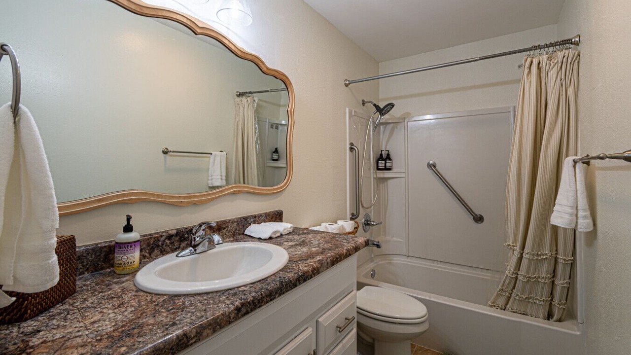 Photo of Bathroom in Iowa City