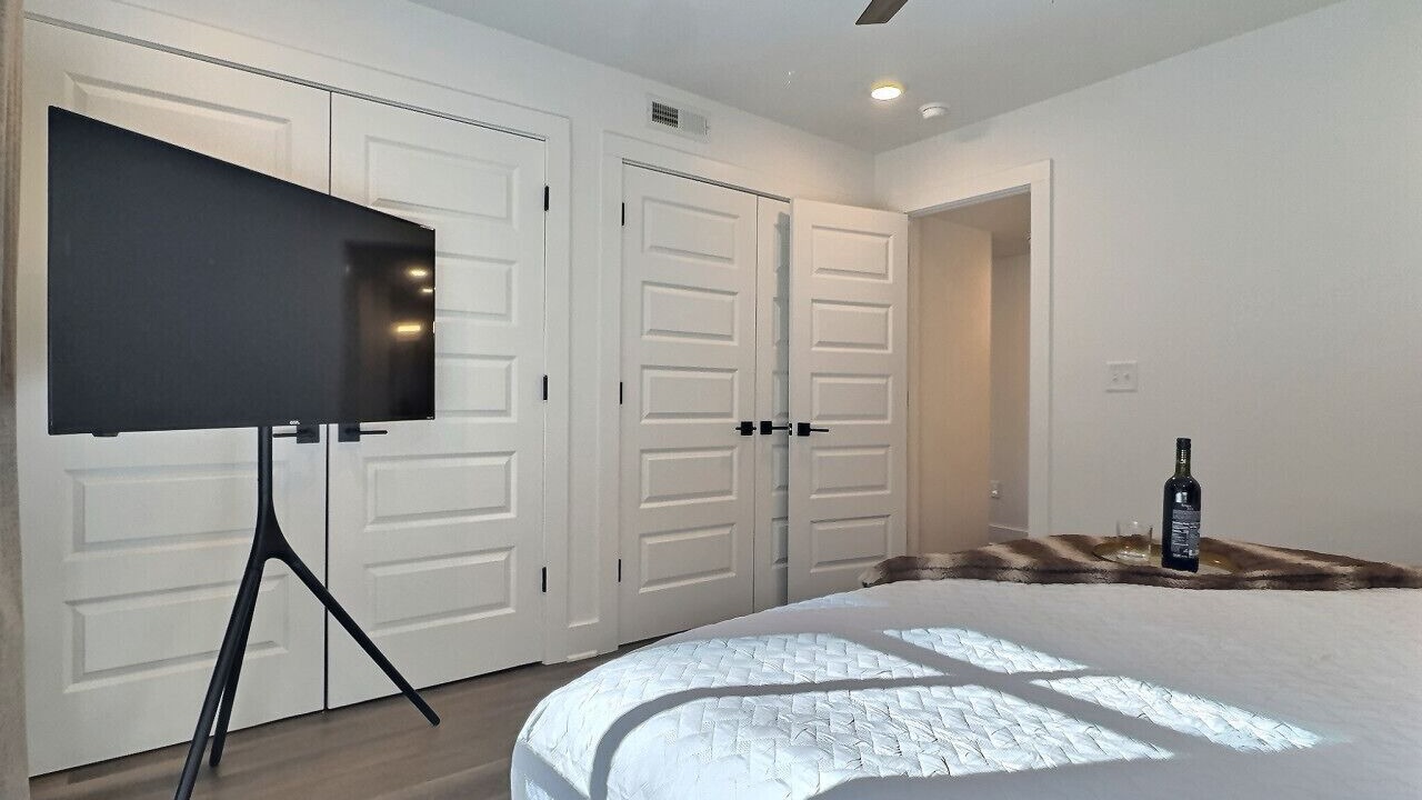 Photo of Bedroom in Redmont Park
