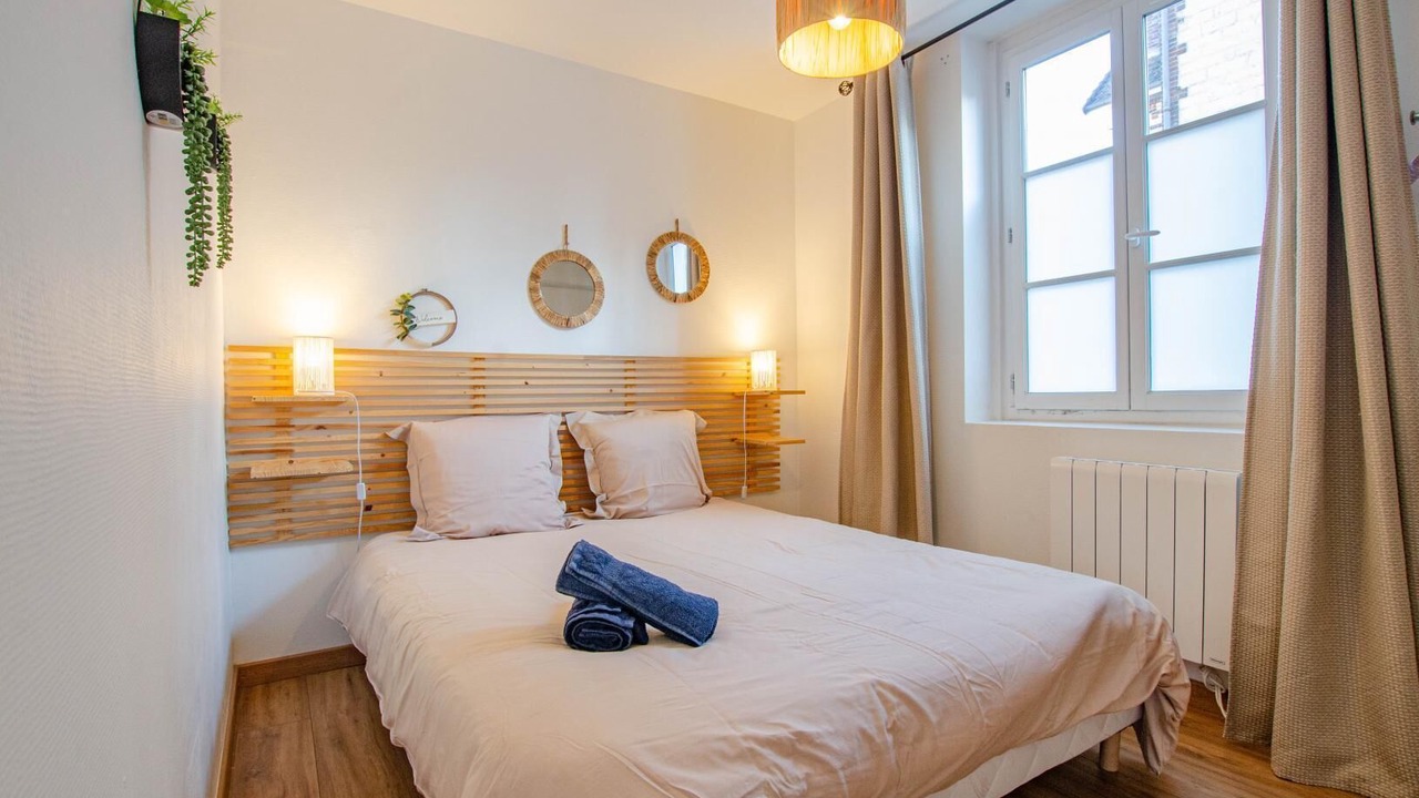 Photo of Bedroom in Sainte-Savine