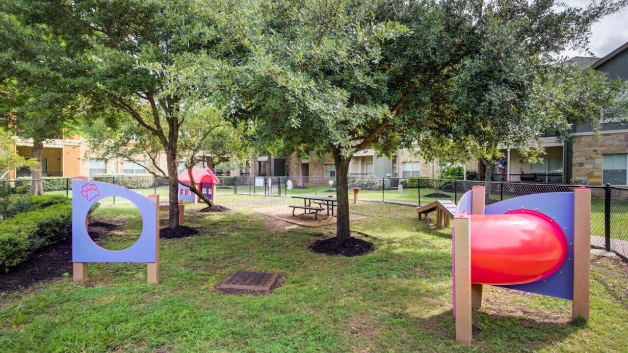 Photo of Others in Riverpark West