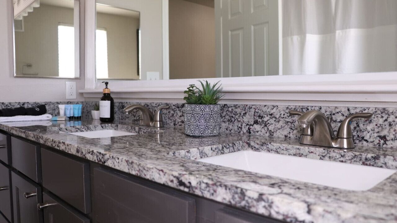 Photo of Bathroom in Riverpark West