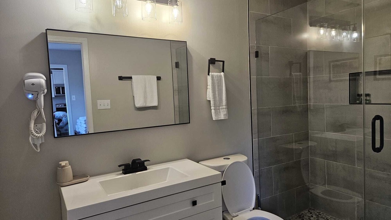 Photo of Bathroom in Ellendale