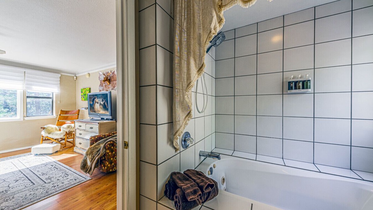 Photo of Bathroom in Ruidoso