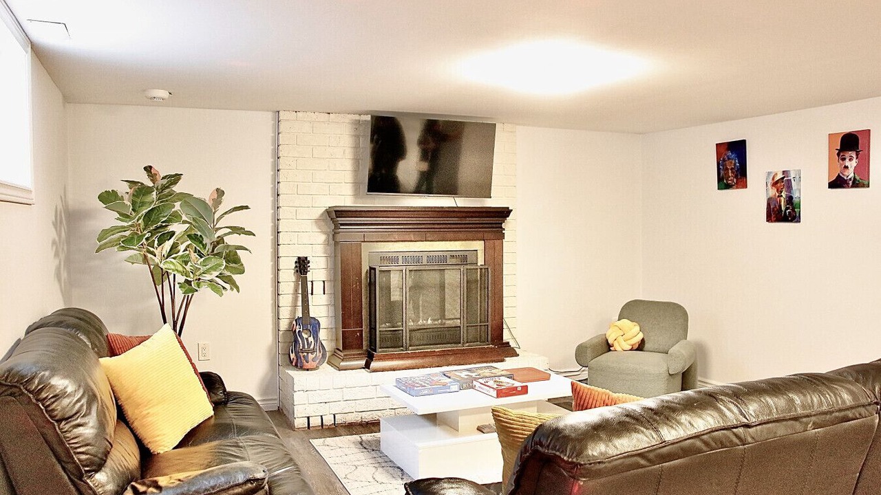 Photo of Livingroom in Barrie