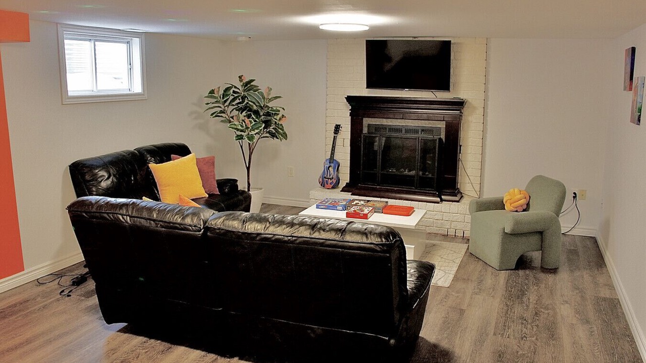 Photo of Livingroom in Barrie