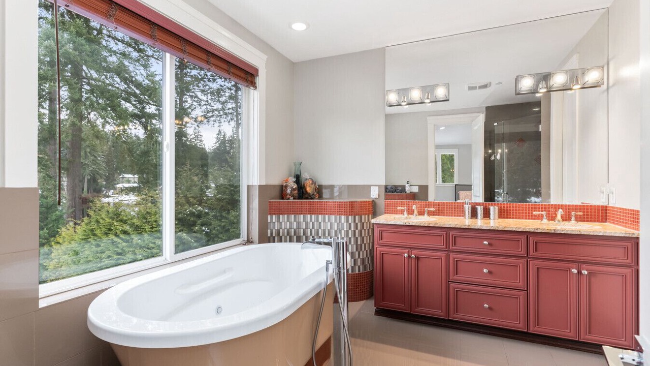 Photo of Bathroom in Lakeland South