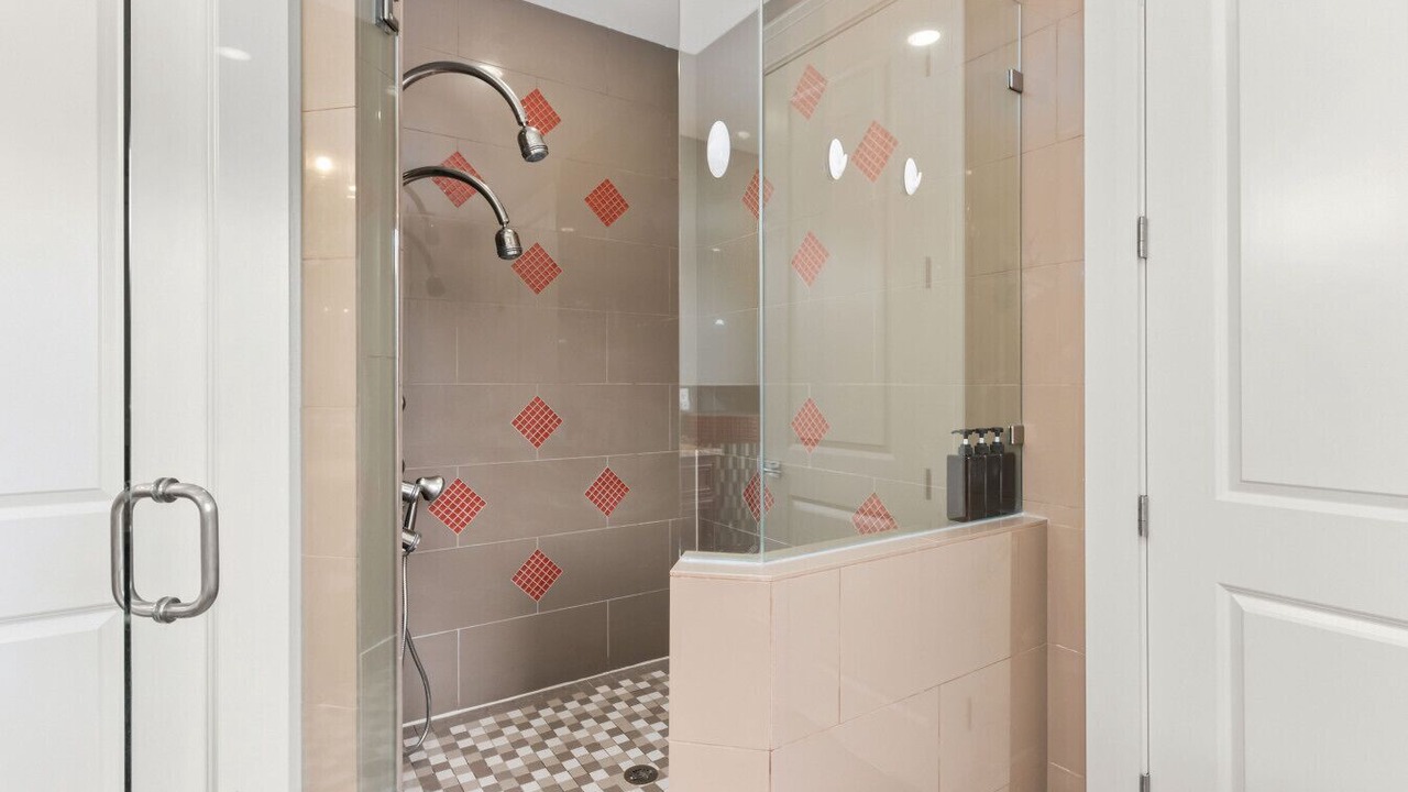 Photo of Bathroom in Lakeland South