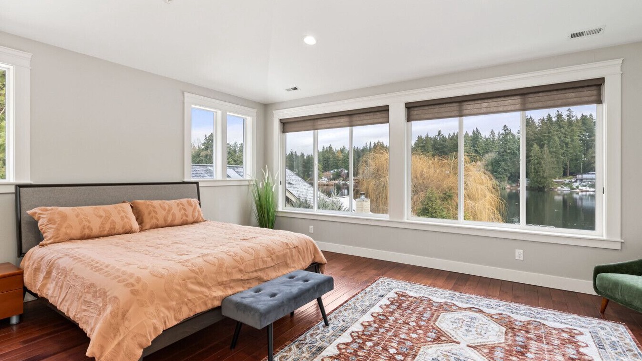 Photo of Bedroom in Lakeland South