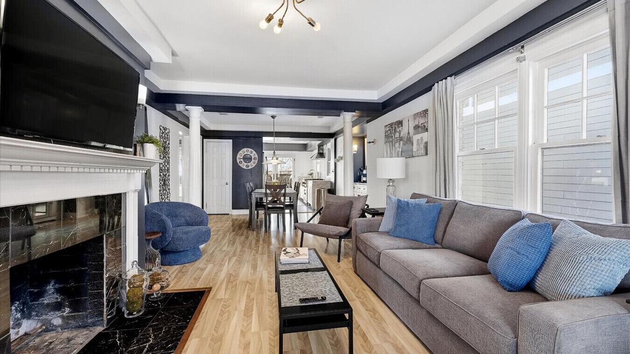 Photo of Livingroom in Broad Ripple
