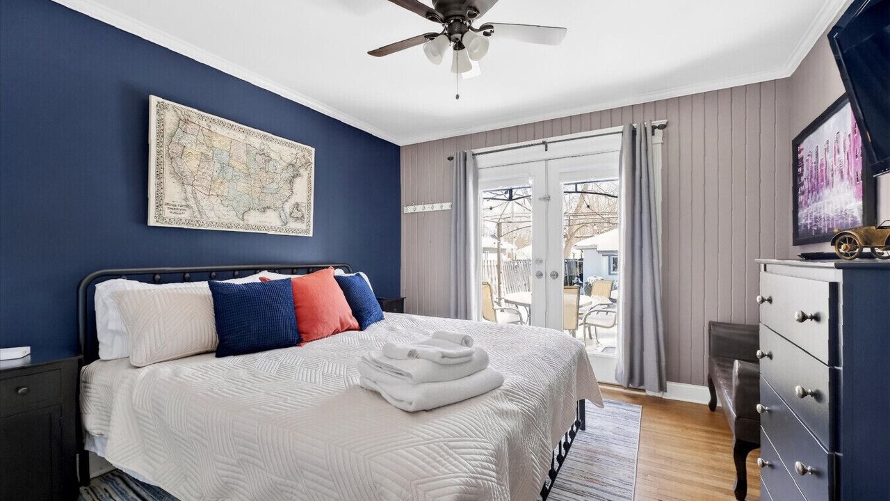 Photo of Others in Broad Ripple