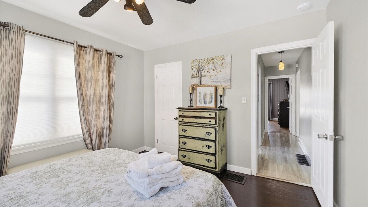 Photo of Others in Broad Ripple