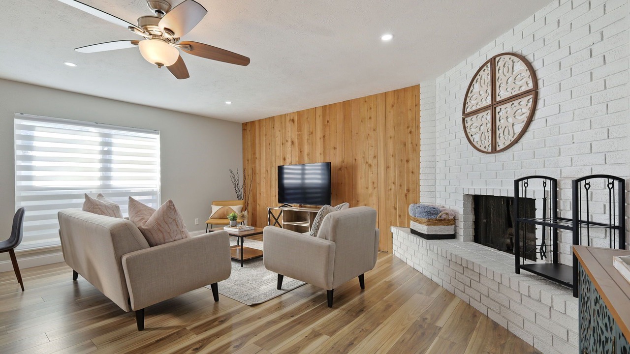 Photo of Livingroom in The Colony