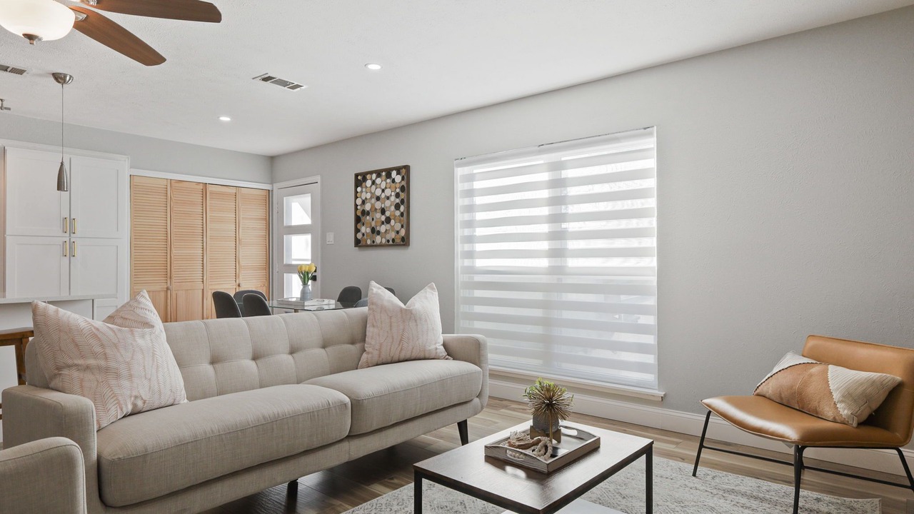 Photo of Livingroom in The Colony