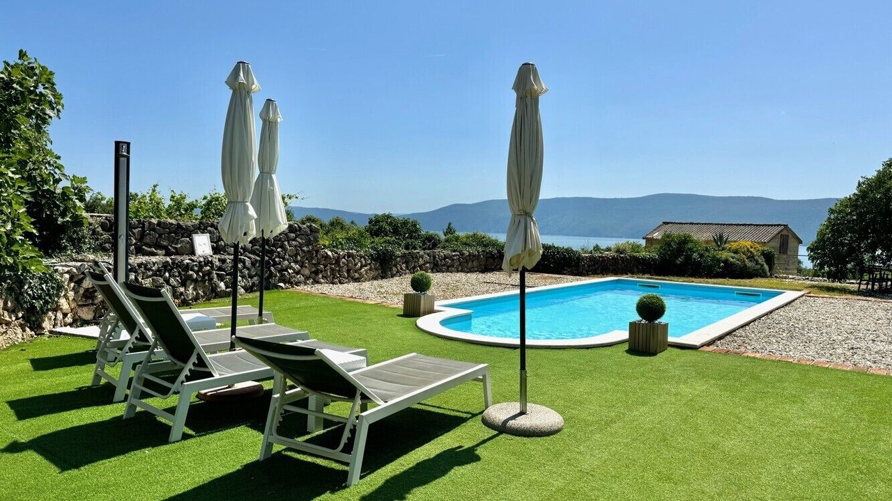 Photo of Outdoor in Brzac