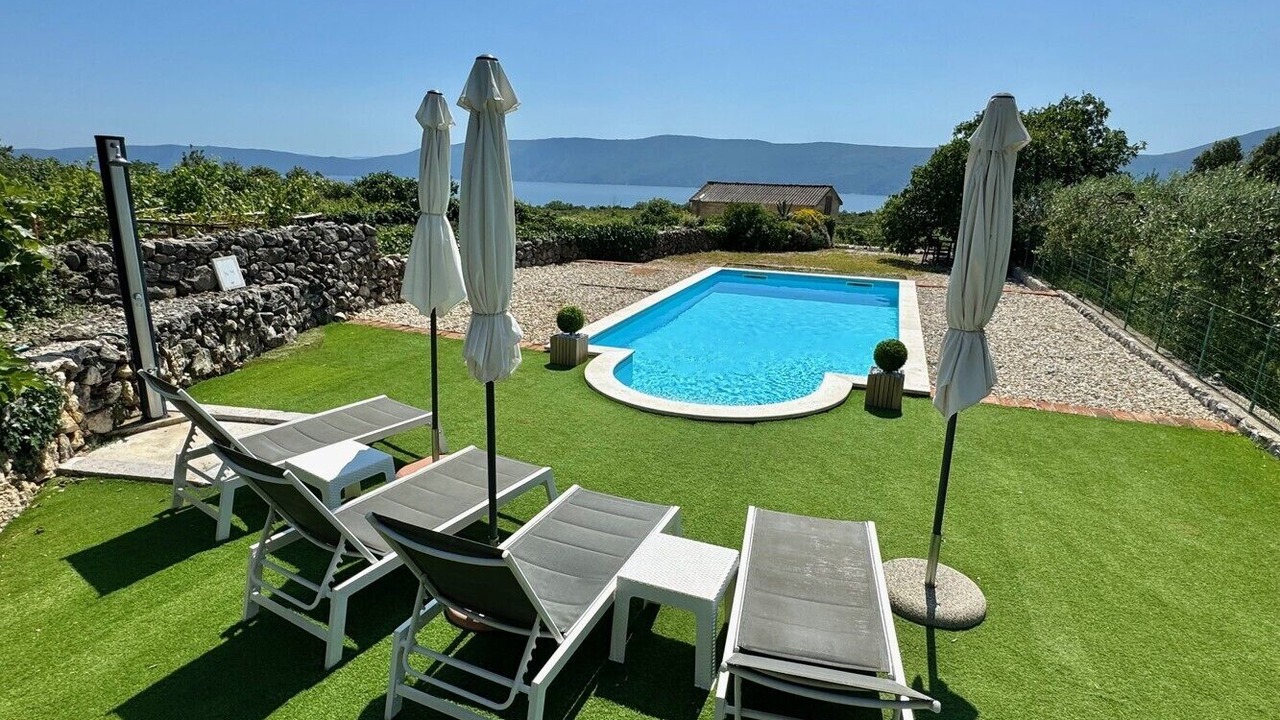 Photo of Outdoor in Brzac