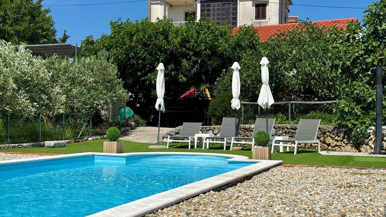 Photo of Outdoor in Brzac