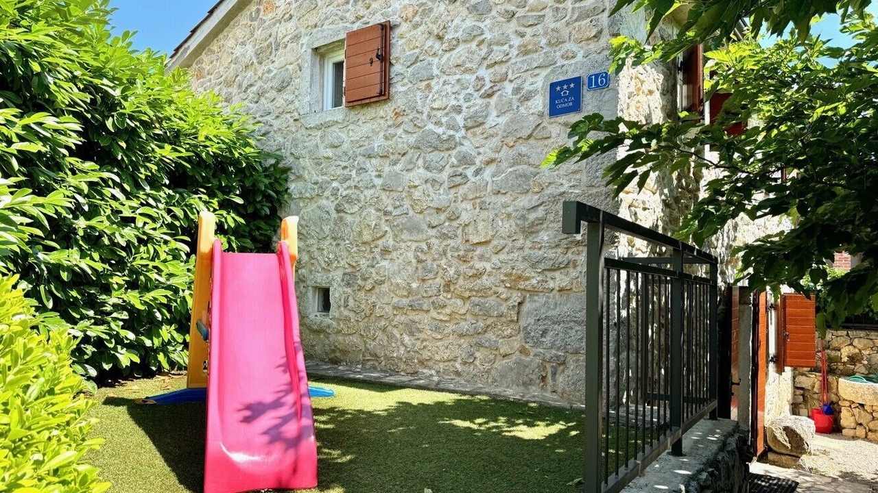 Photo of Others in Brzac
