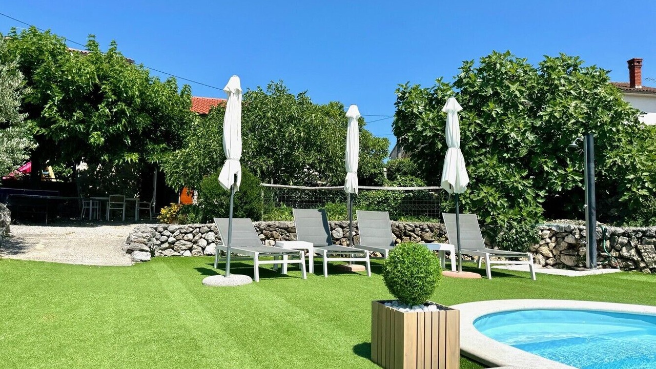 Photo of Outdoor in Brzac