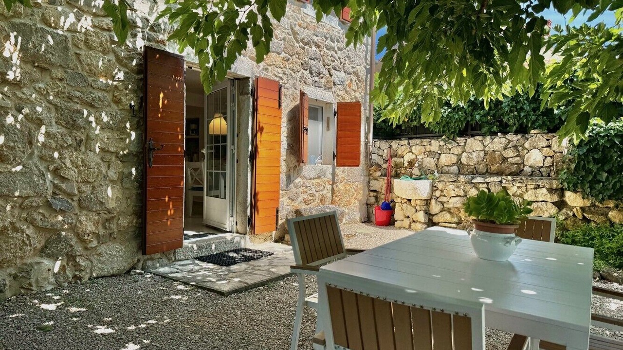 Photo of Outdoor in Brzac