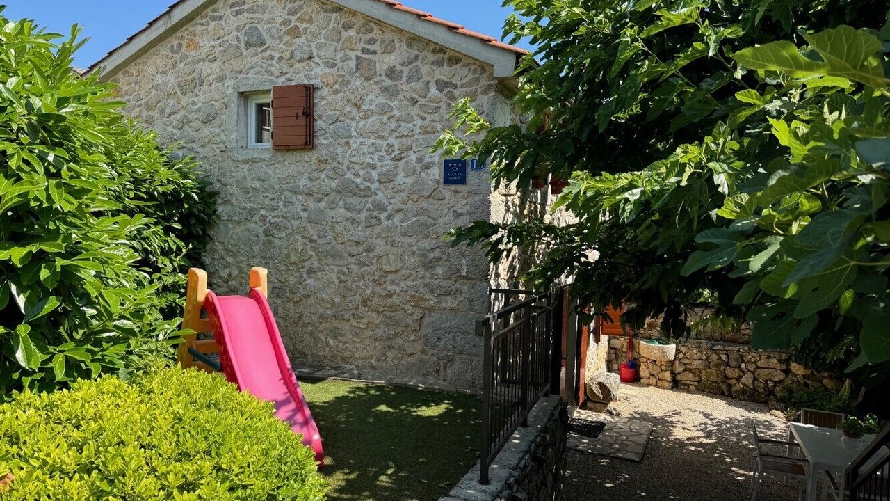 Photo of Outdoor in Brzac