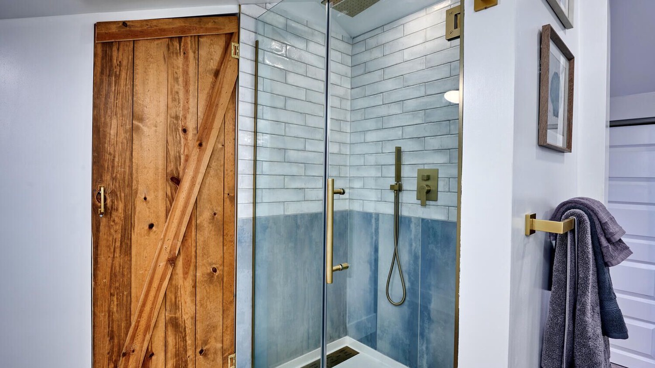 Photo of Bathroom in Speer