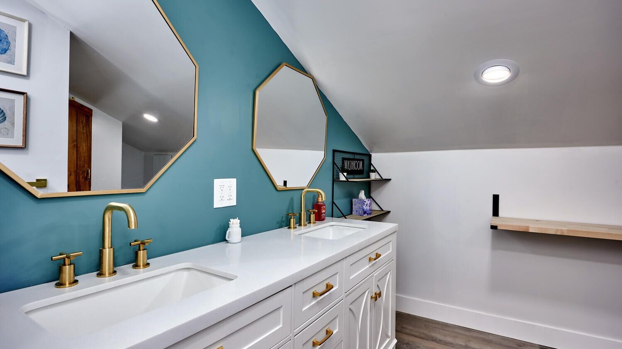 Photo of Bathroom in Speer