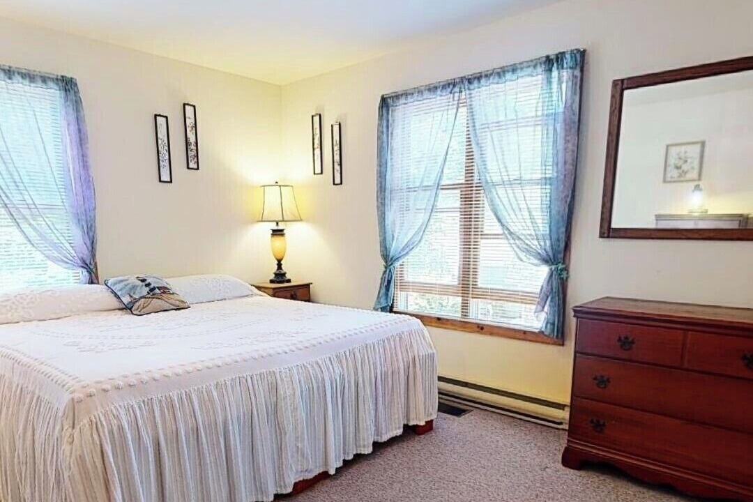 Photo of Bedroom in East Chop