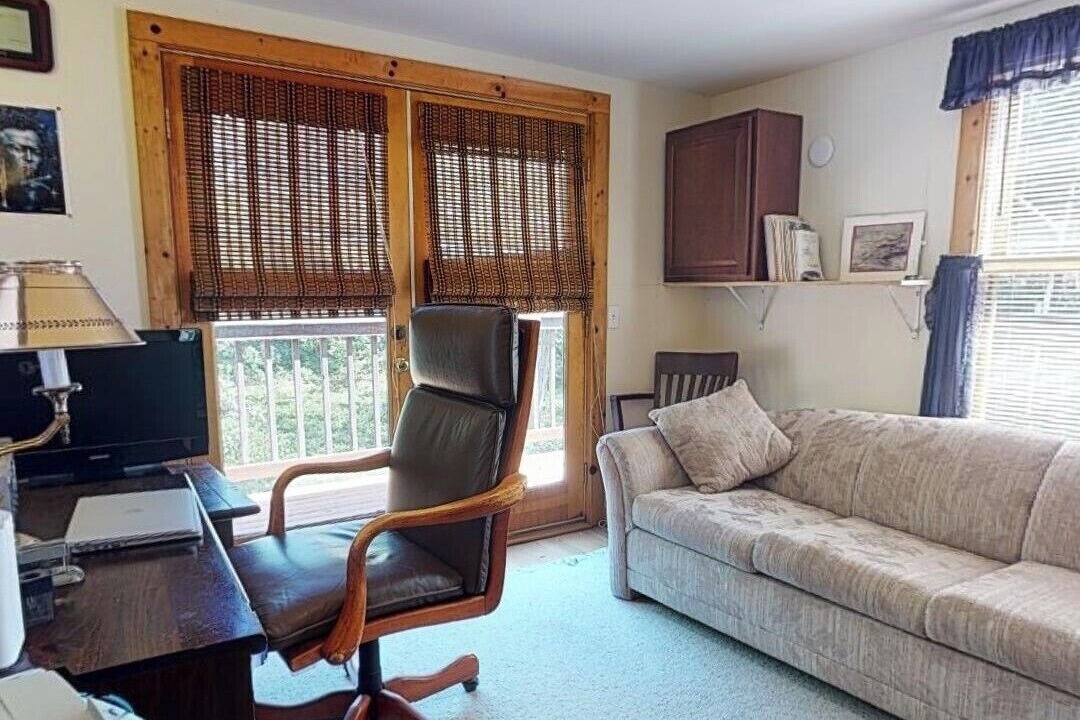 Photo of Livingroom in East Chop