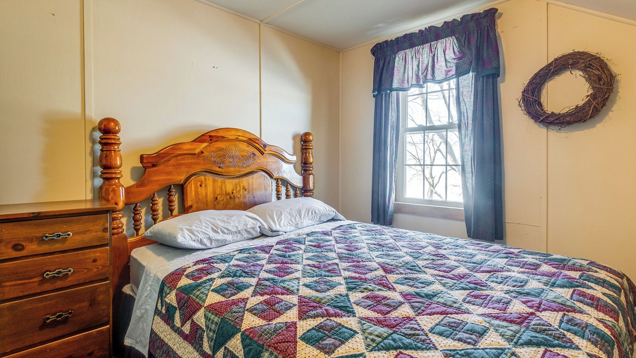 Photo of Bedroom in Cecil