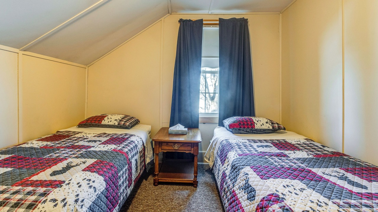 Photo of Bedroom in Cecil