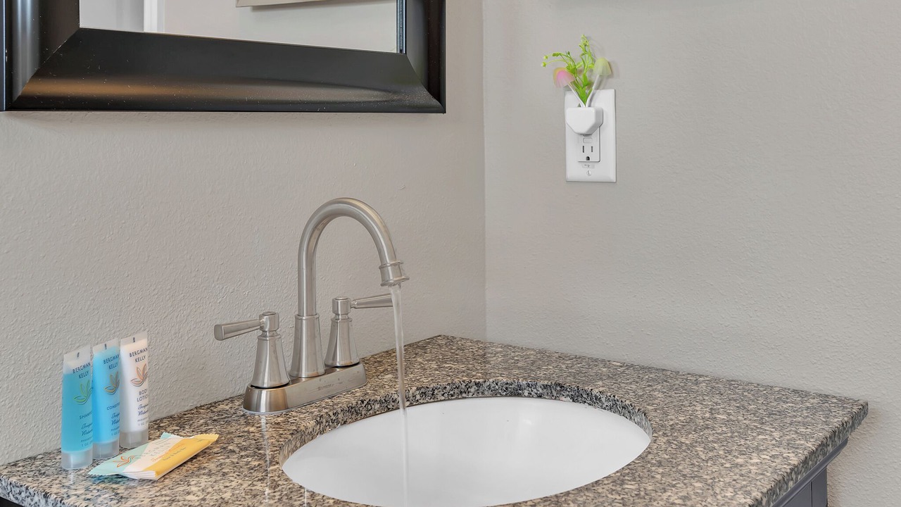 Photo of Bathroom in Hiawassee