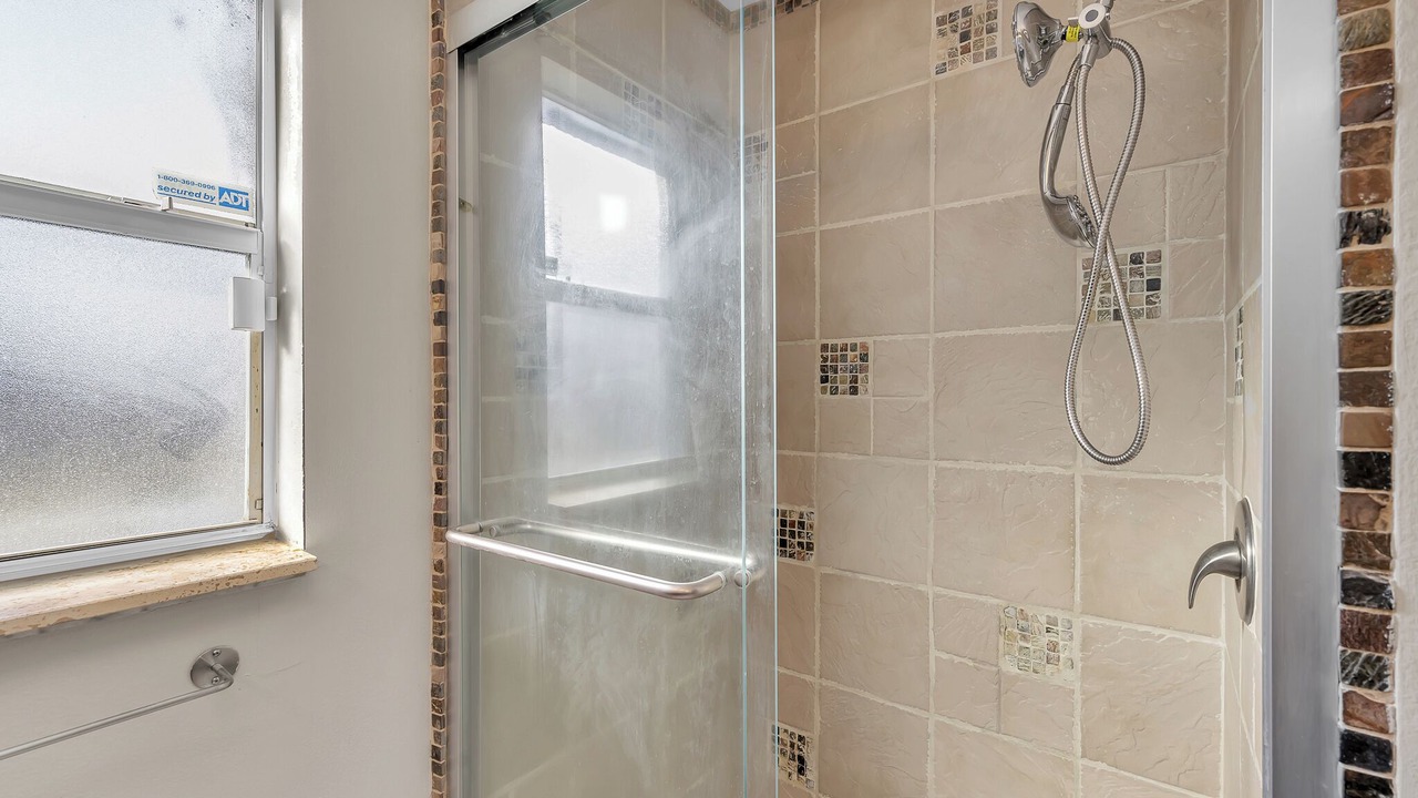 Photo of Bathroom in Hiawassee
