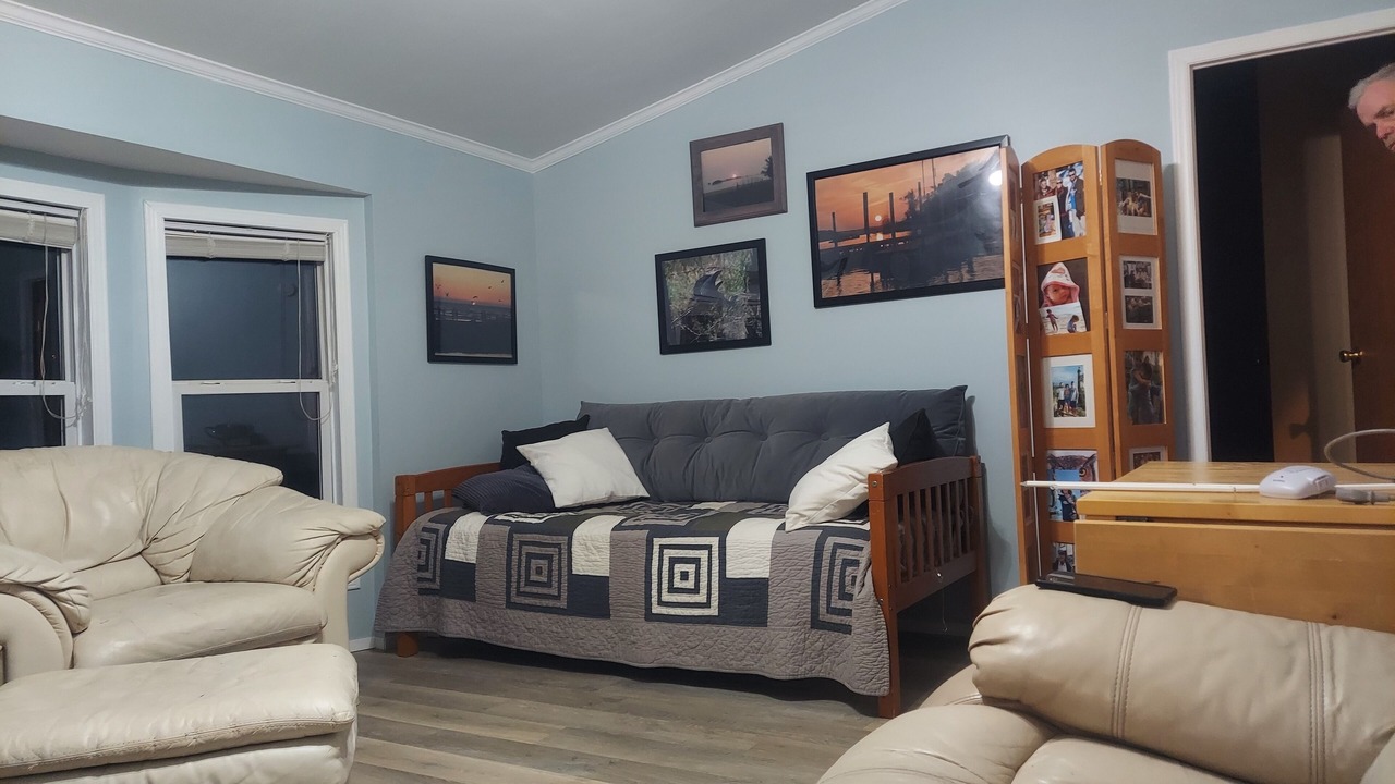 Photo of Livingroom in Edwards