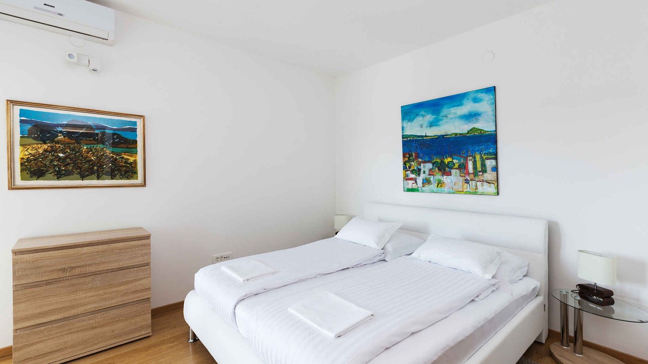 Photo of Bedroom in Punat