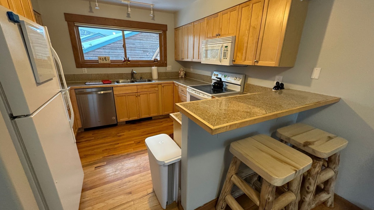 Photo of Kitchen in Three Peaks