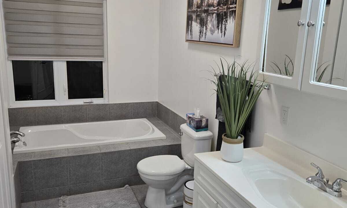 Photo of Bathroom in Cheneville