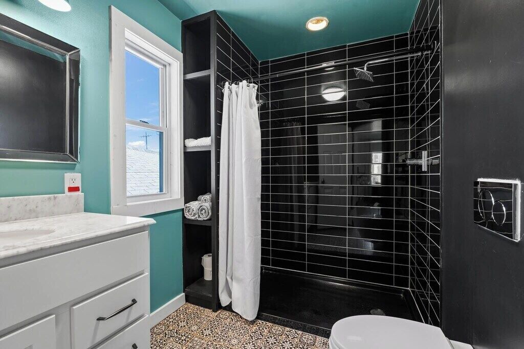 Photo of Bathroom in Fifth Ward