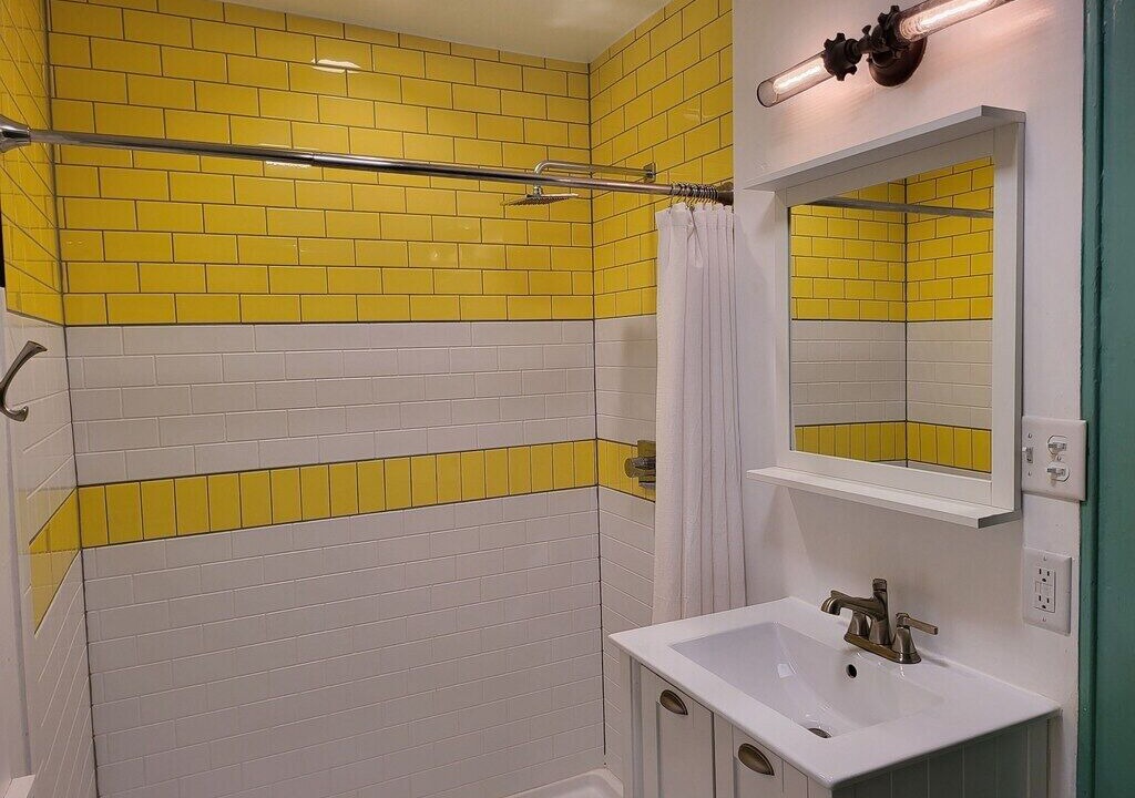 Photo of Bathroom in Fifth Ward