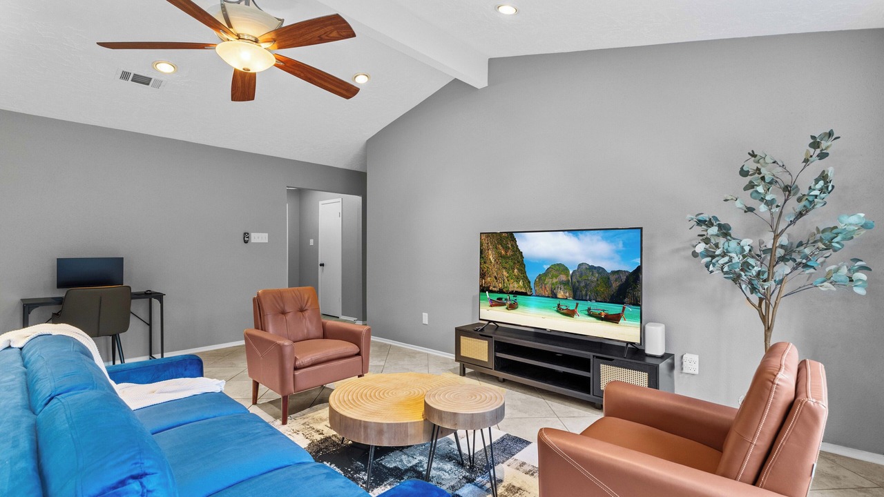 Photo of Livingroom in Barker