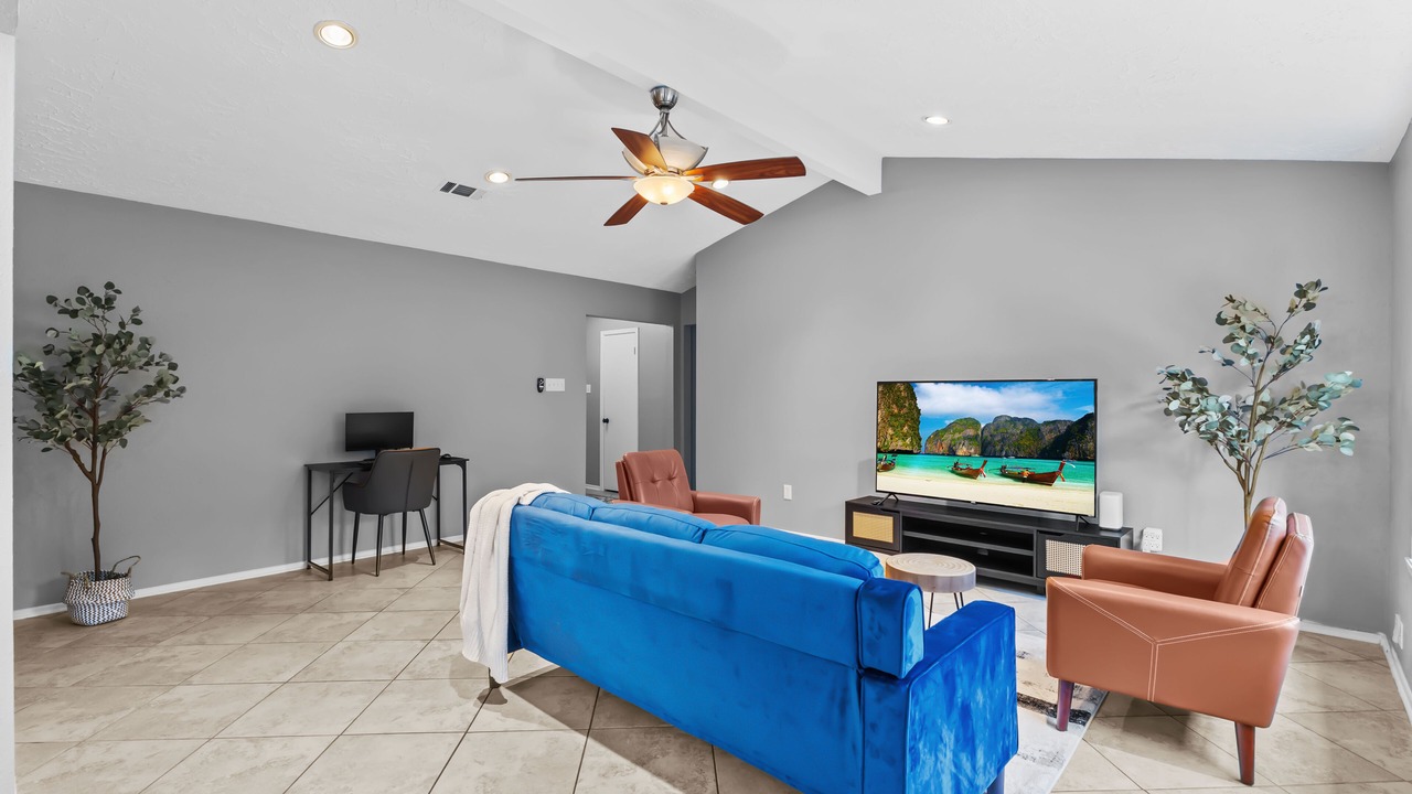 Photo of Livingroom in Barker