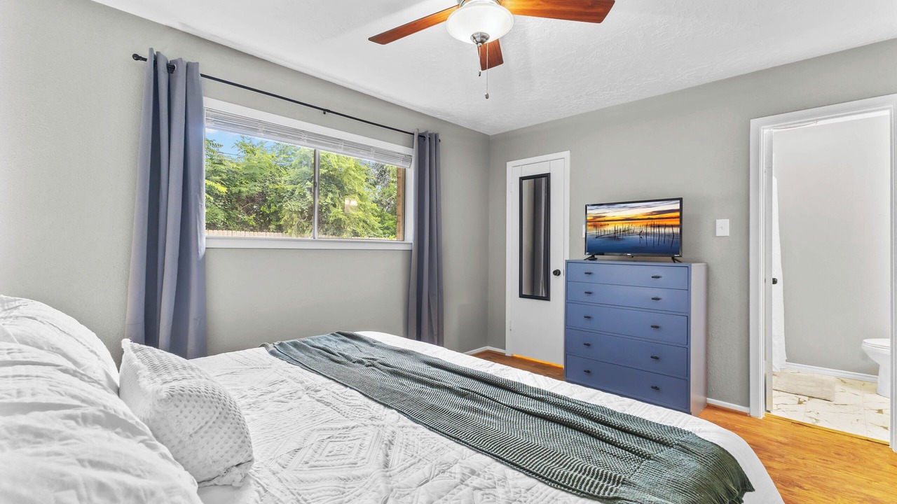 Photo of Bedroom in Barker