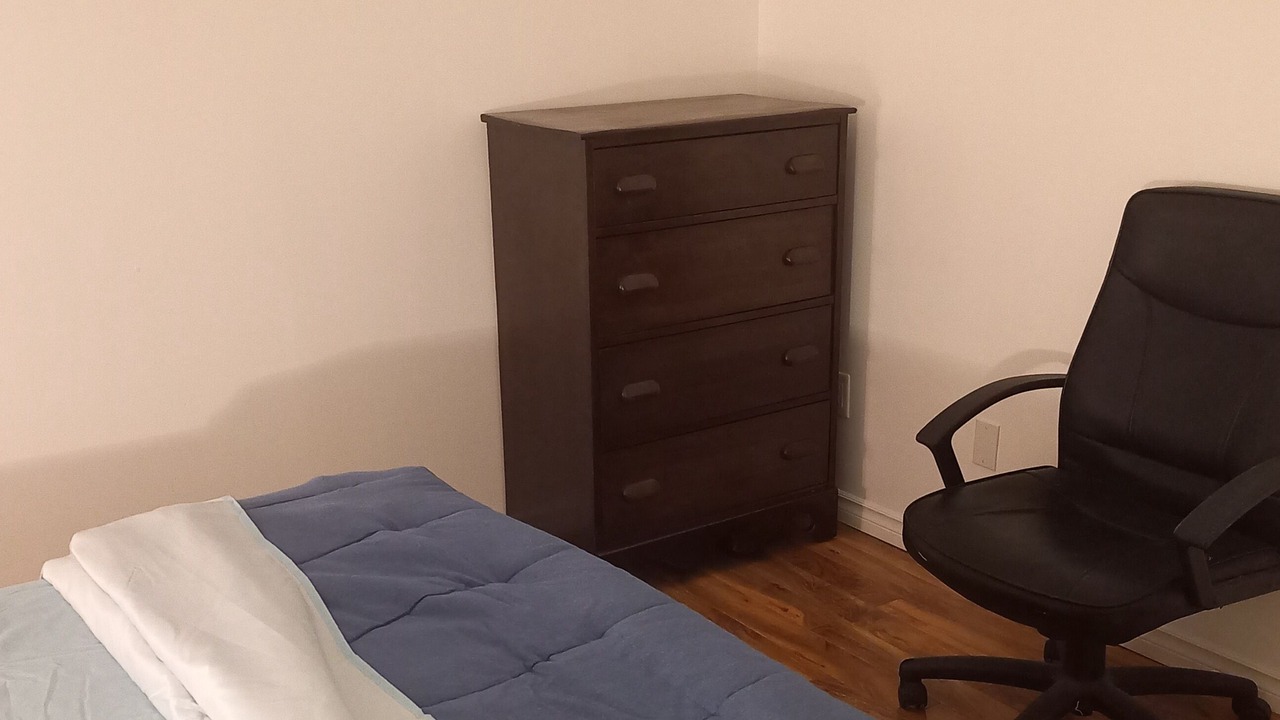 Photo of Bedroom in Bowmanville