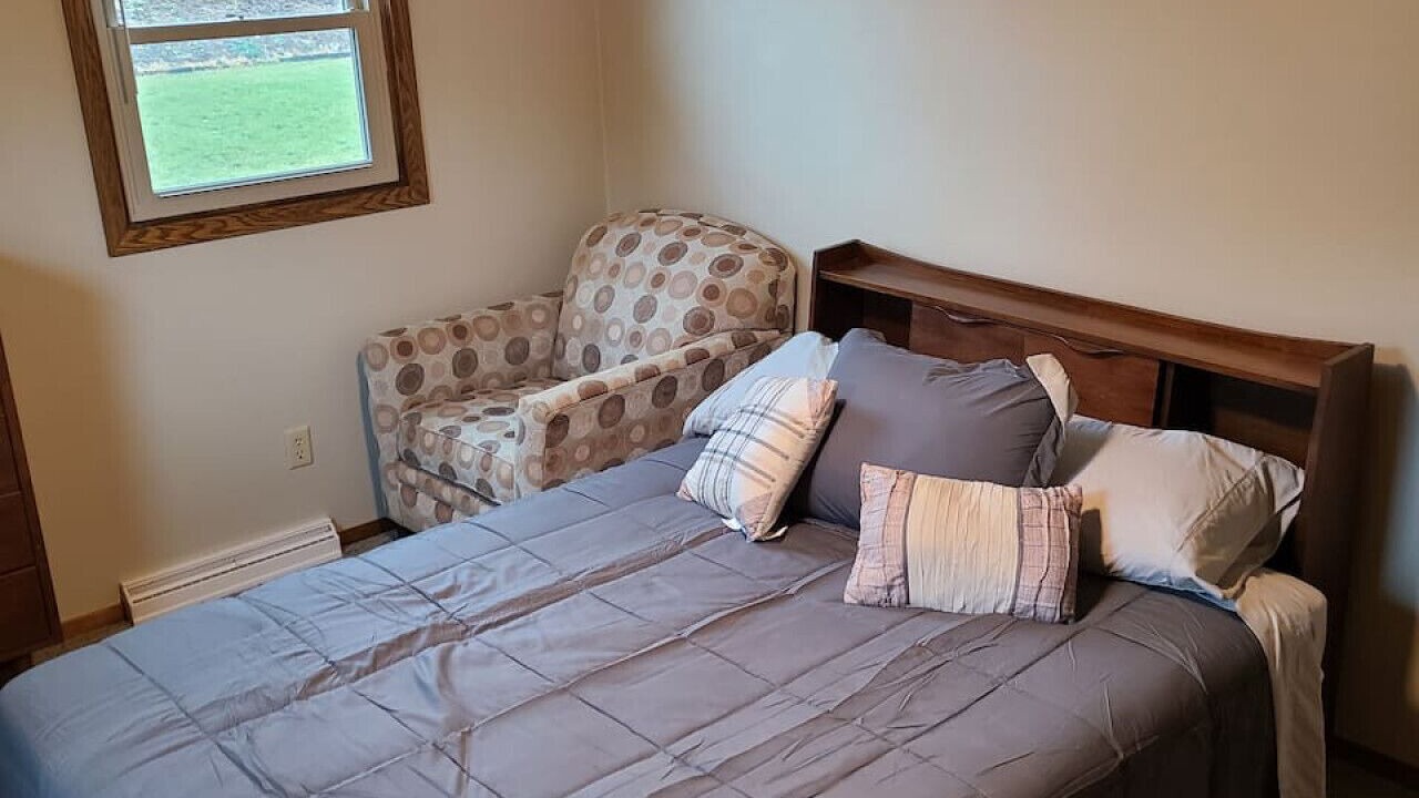 Photo of Bedroom in Neenah