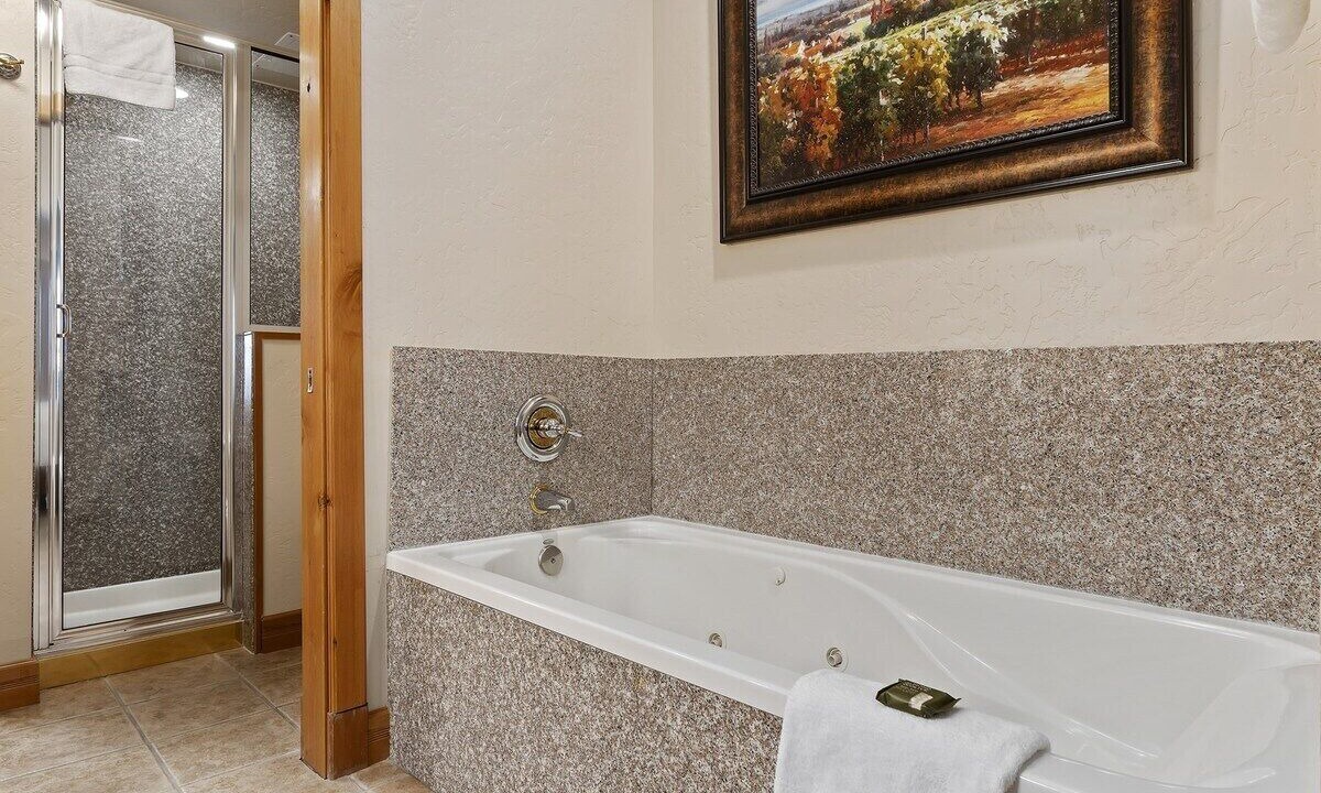 Photo of Bathroom in Midway