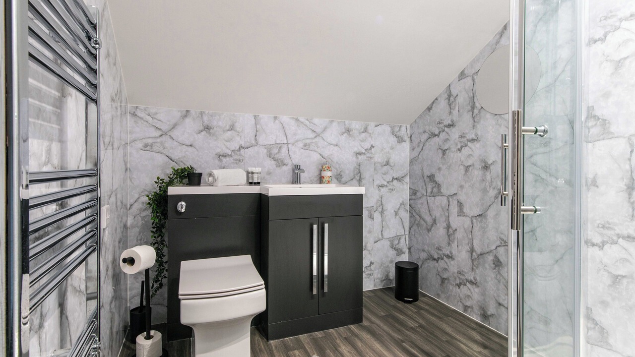 Photo of Bathroom in Long Eaton