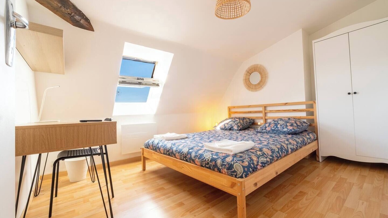 Photo of Bedroom in Downtown Angers