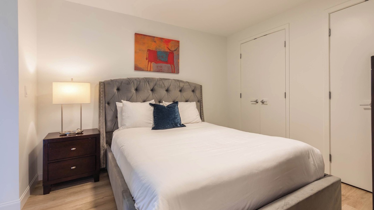 Photo of Bedroom in Fenway–Kenmore