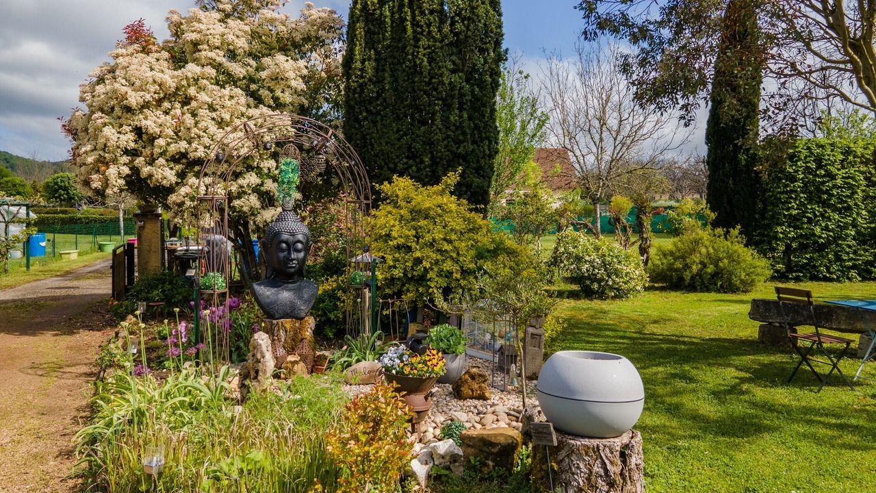 Photo of Outdoor in Saint-Julien-de-Lampon